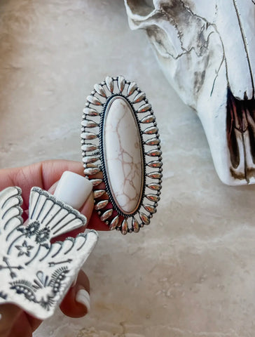 Oversized Oval Stone Ring